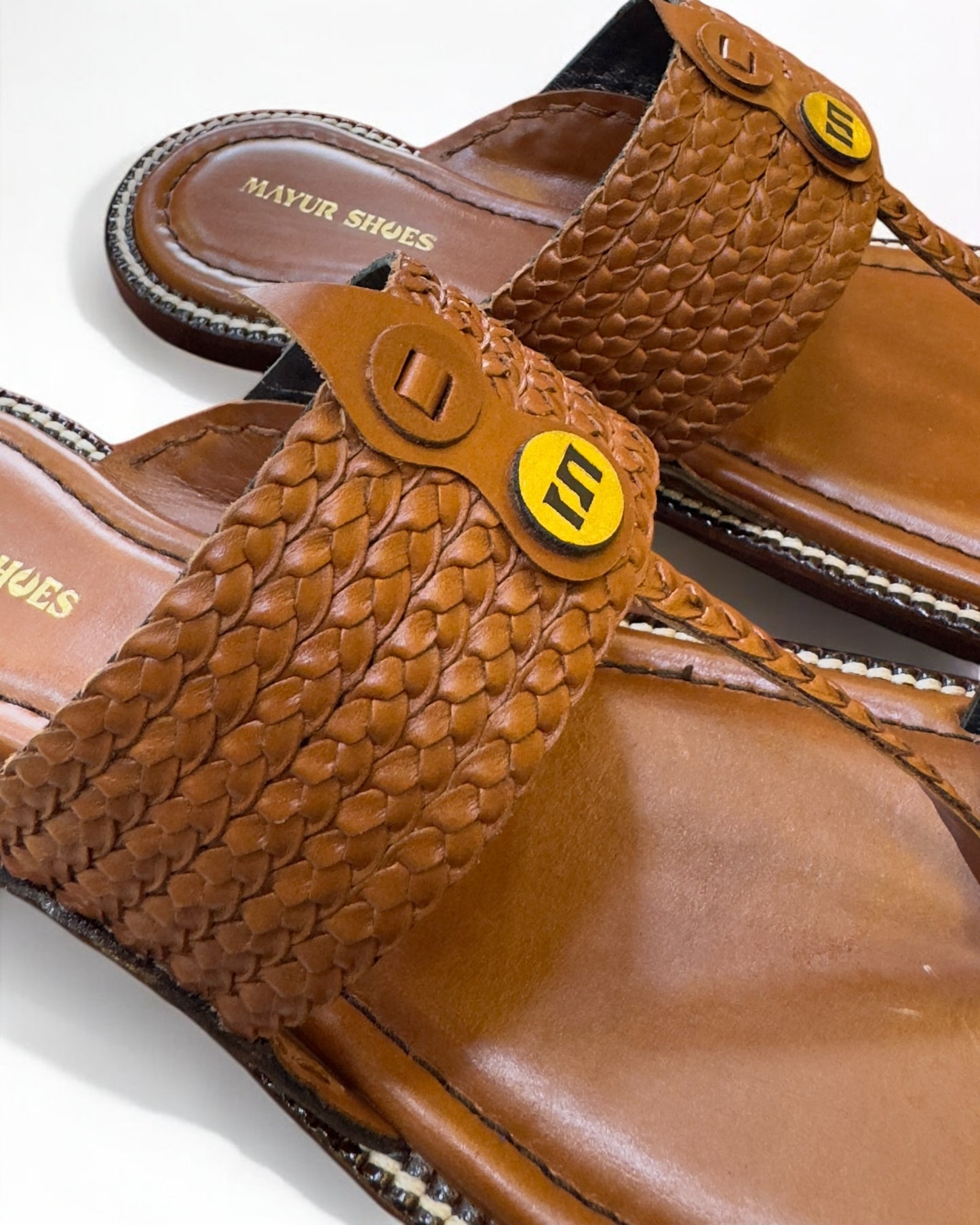 Men's Handcrafted Leather Kolhapuri chappal