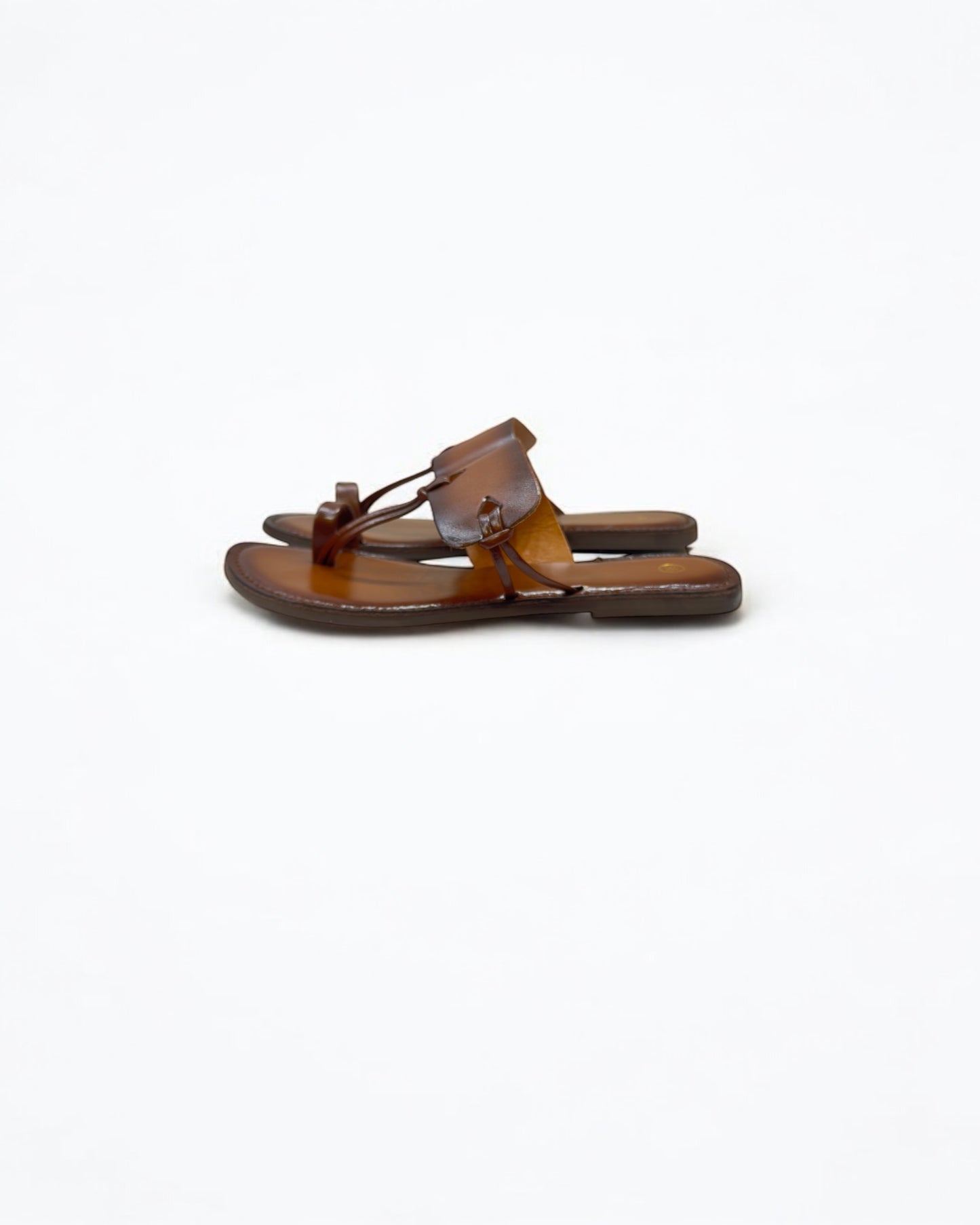 Women's Heritage Handcrafted leather kolhapuri chappal