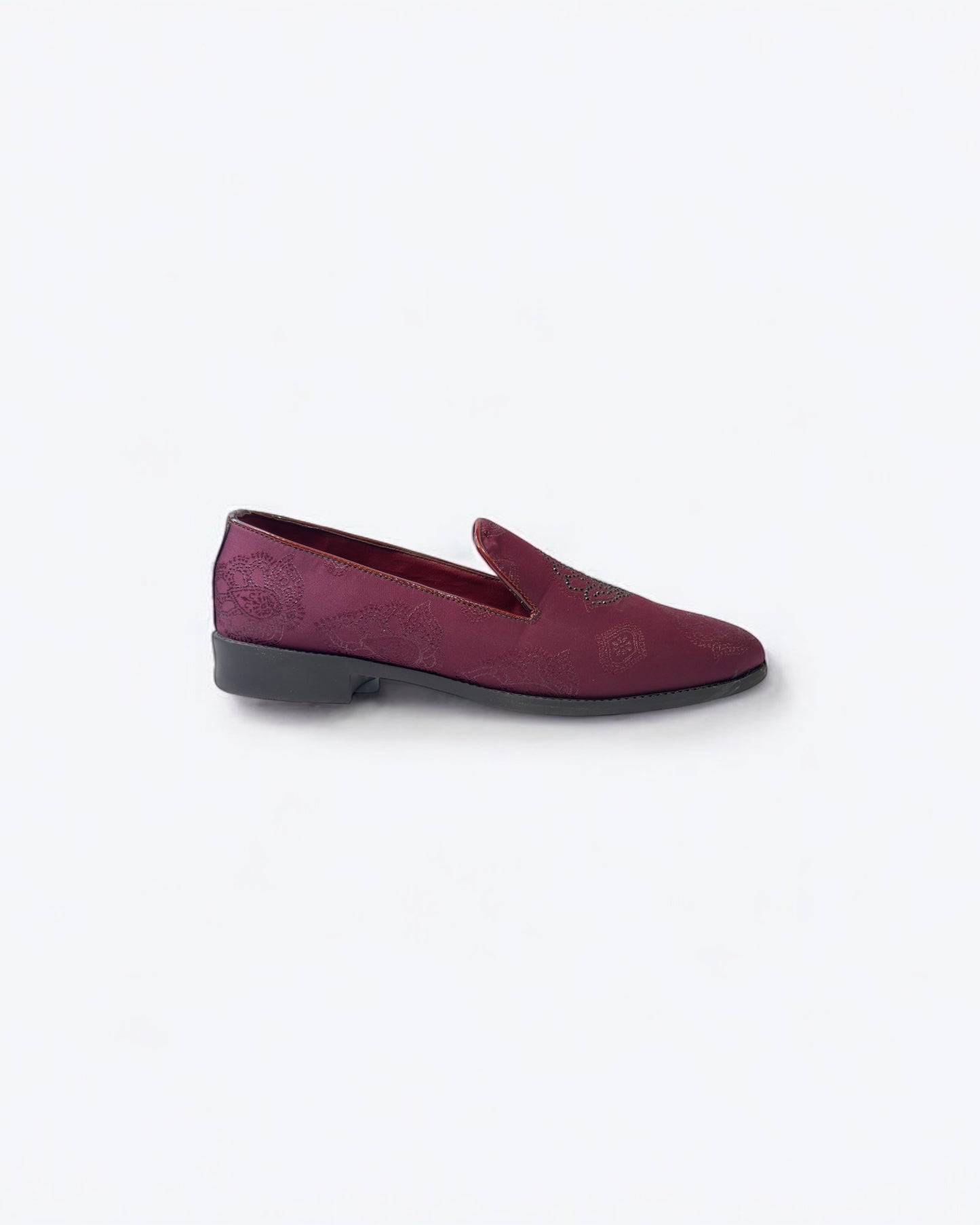 Men’s Embroidered Mojari – Regal Ethnic Slip-Ons for Weddings & Festive Wear