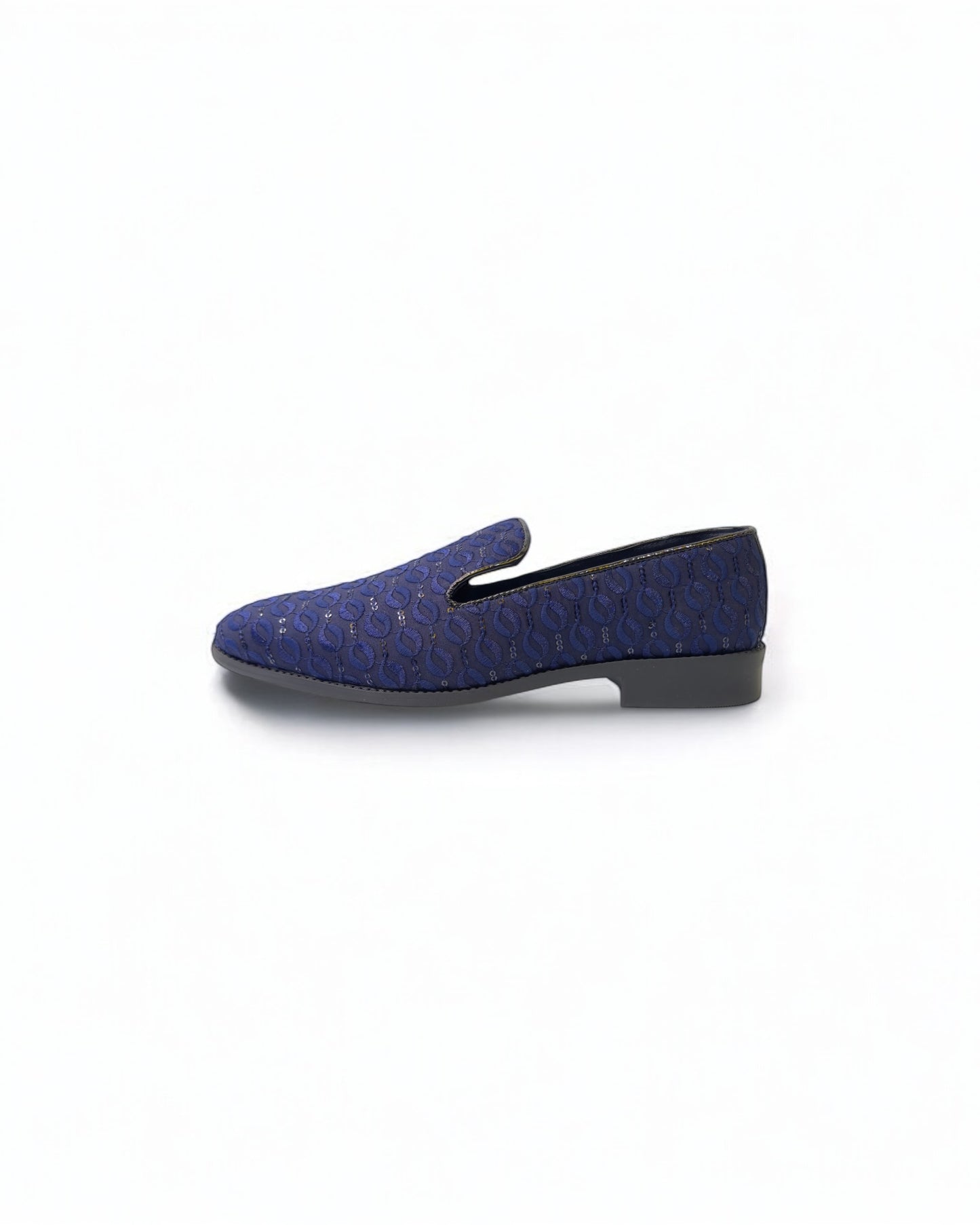Men’s Embroidered Mojari – Regal Ethnic Slip-Ons for Weddings & Festive Wear