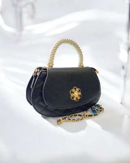Women's Royal Charm Black Pearl Handle Handbag – Where Elegance Meets Edge