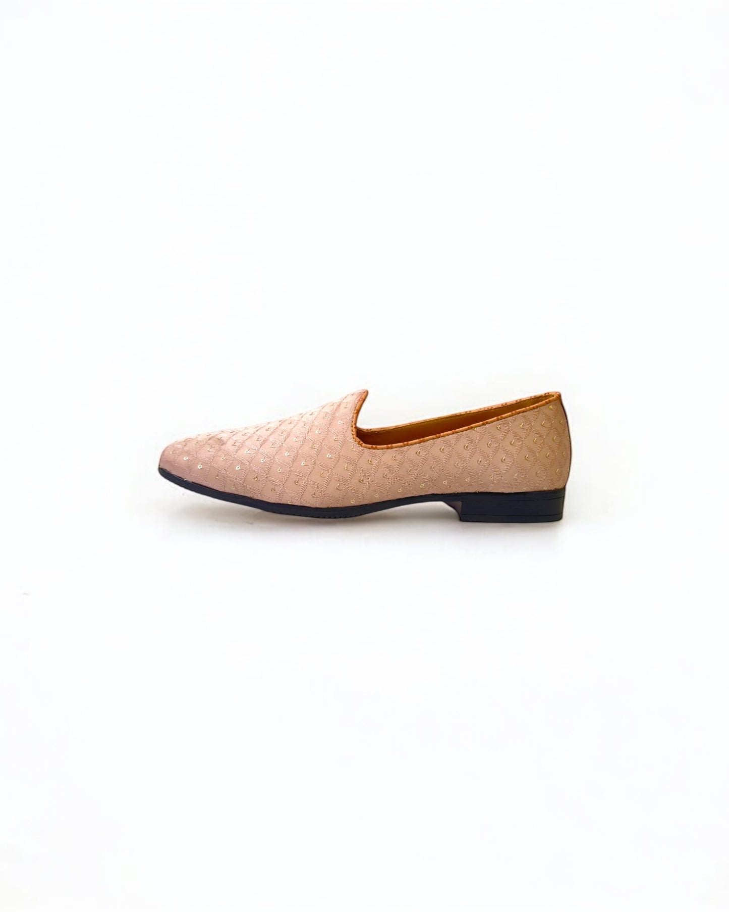 Men’s Blush Pink Embroidered Mojari – Regal Ethnic Slip-Ons for Weddings & Festive Wear