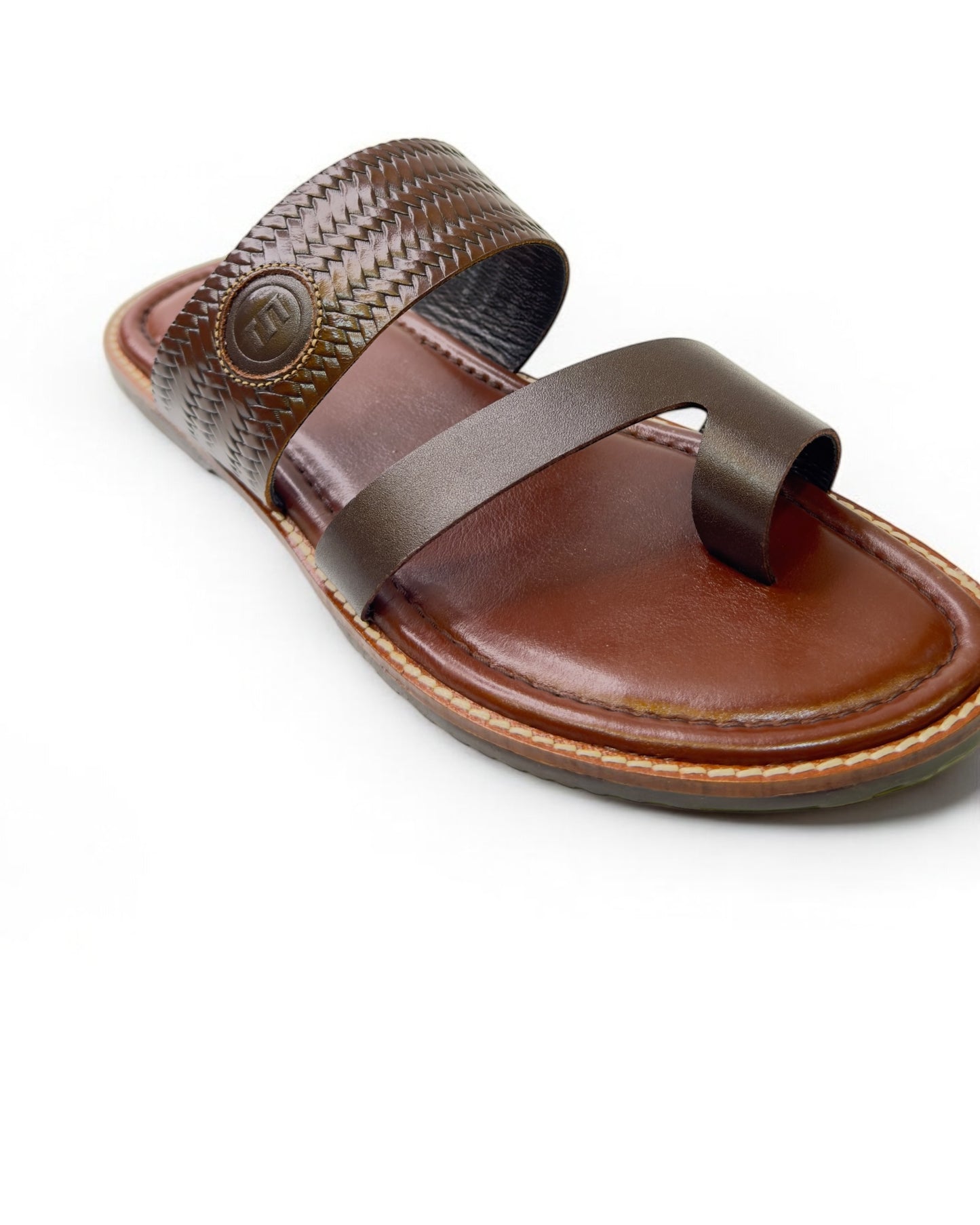 The Weave Luxe – Artisan Leather Chappal