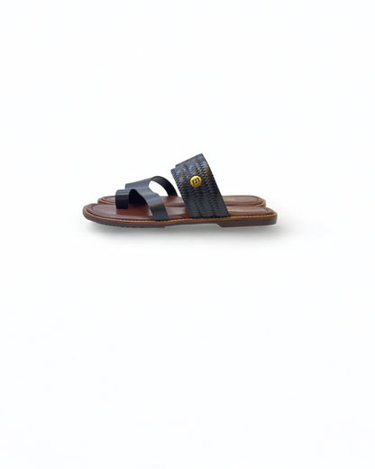 The Weave Luxe – Artisan Leather Chappal