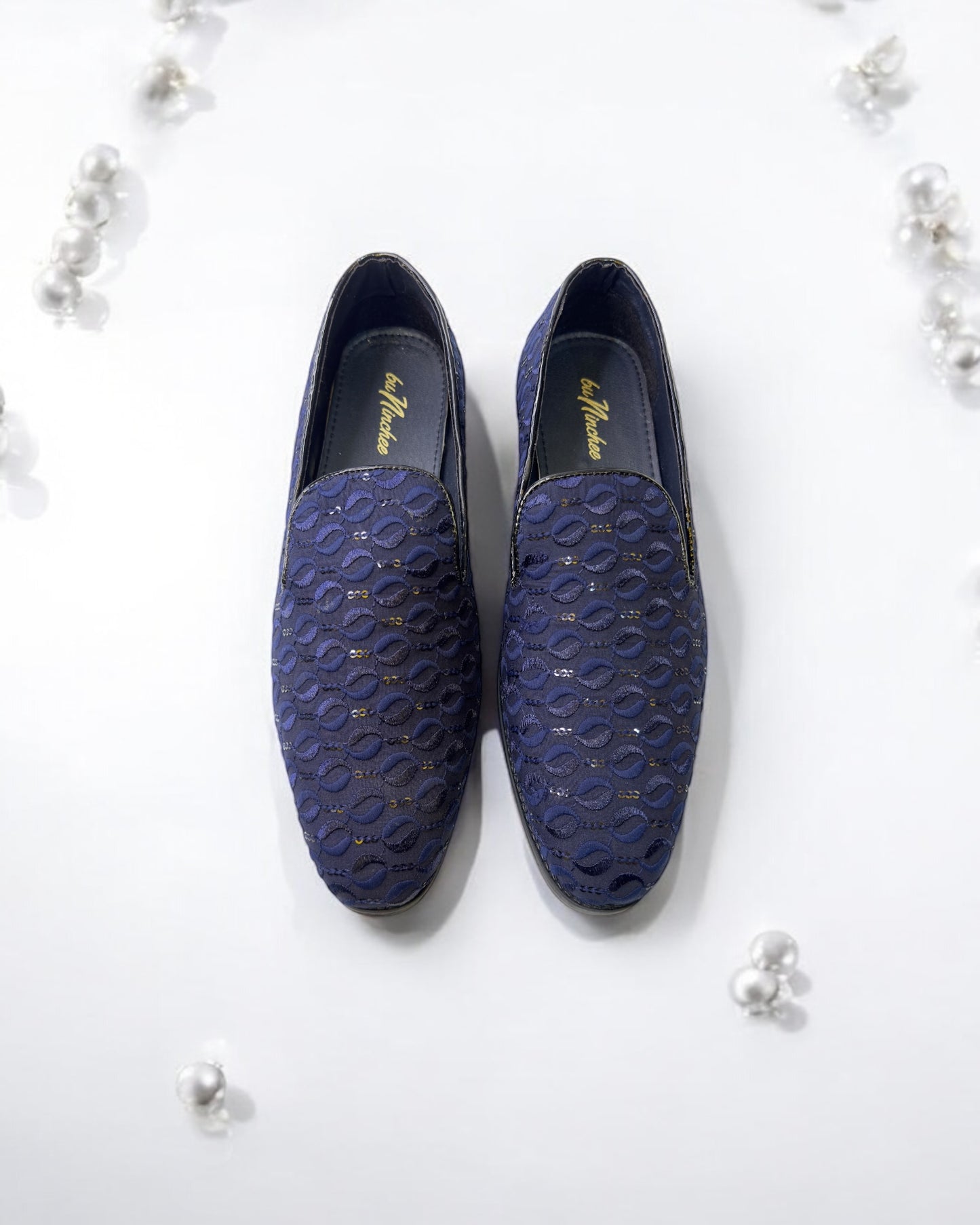 Men’s Embroidered  Mojari – Regal Ethnic Slip-Ons for Weddings & Festive Wear